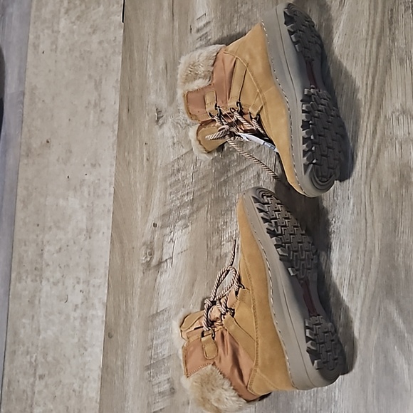 BARETRAPS AERO LEATHER   ANKLE BOOTS 5M - Picture 7 of 9